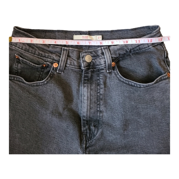 Levi's - Picture 4 of 4